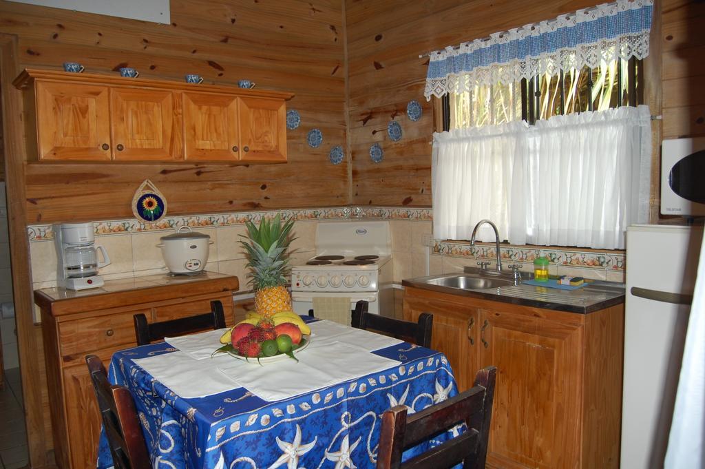 Casa Marcellino Lodge Cahuita Rom bilde