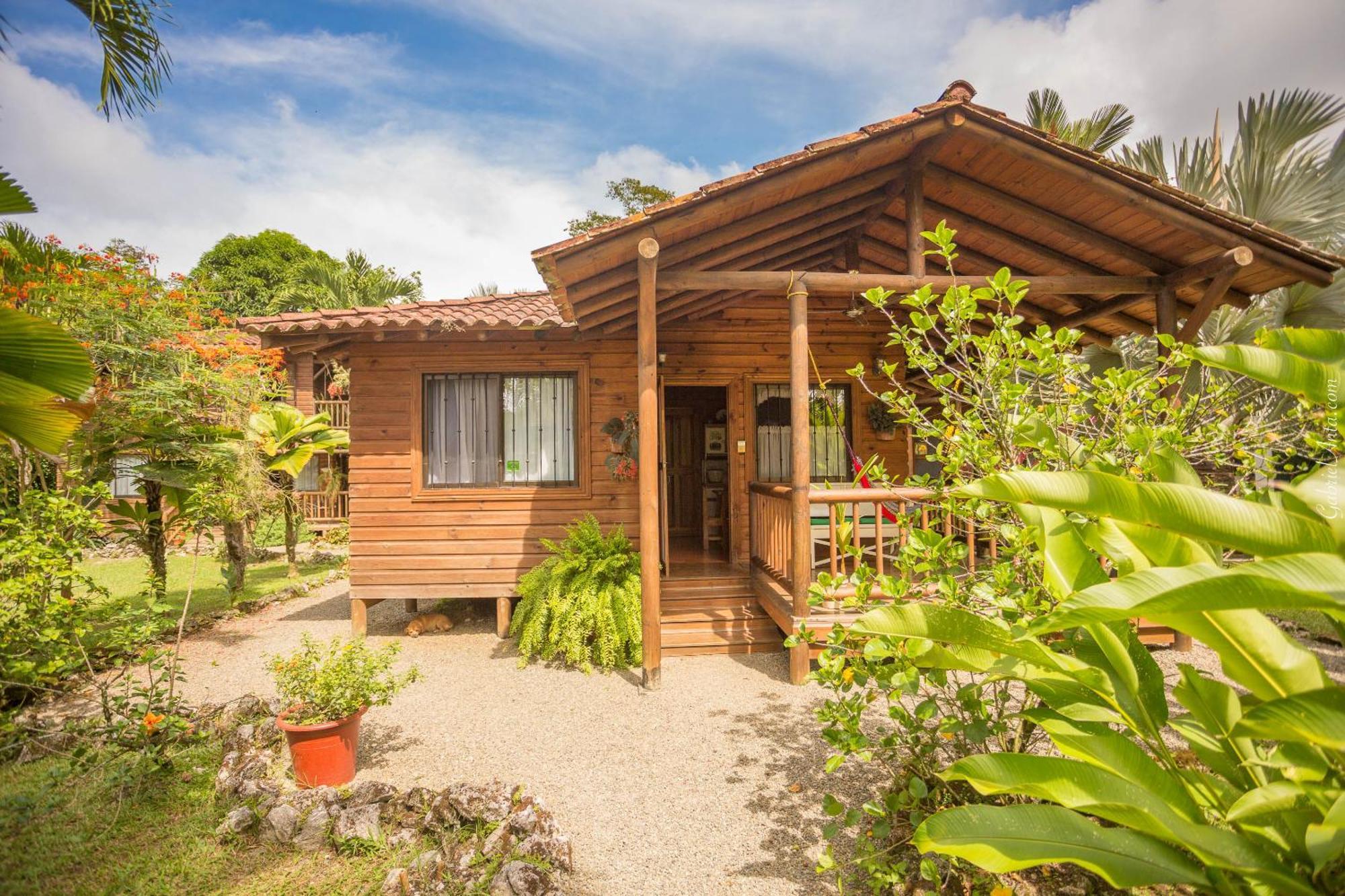 Casa Marcellino Lodge Cahuita Eksteriør bilde